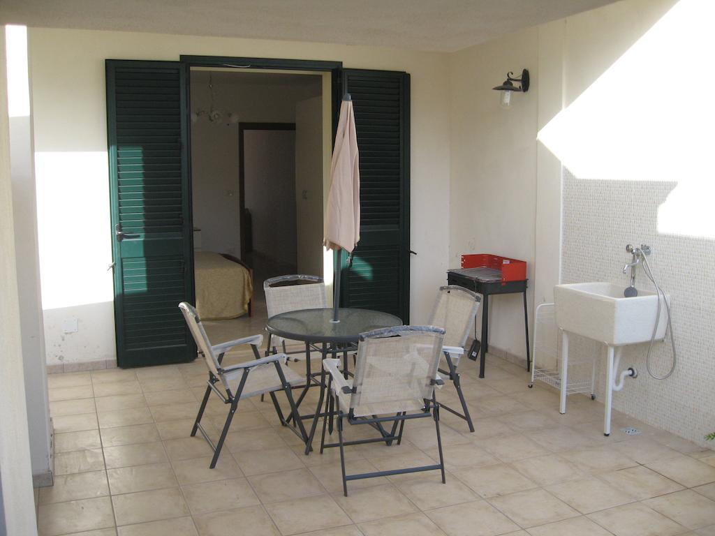 Dimora Liccisa Daire Torre Lapillo Oda fotoğraf